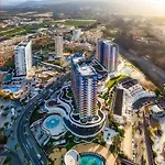 Appartement Skyline View - Free Private Parking Including & Guest Bonus
