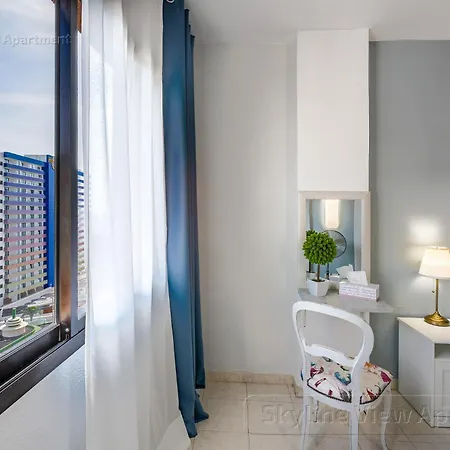 Apartament Skyline View - Free Private Parking Including & Guest Bonus