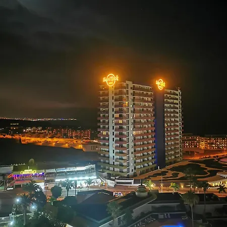 Апартаменты Skyline View - Free Private Parking Including & Guest Bonus